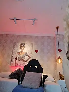 Shantall   online show from February 16, 2026, 12:12 pm