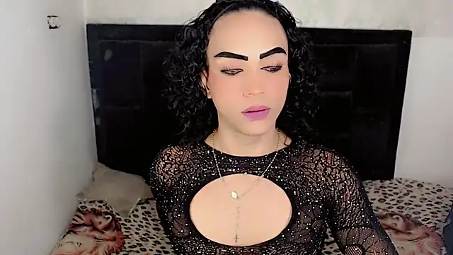 Michell Queen online show from May 5, 2026, 4:31 am