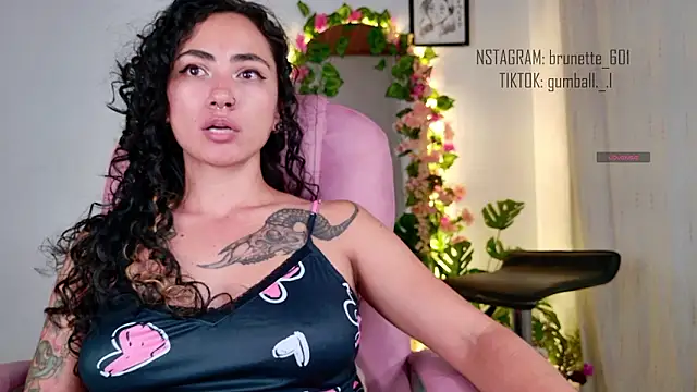 paula brunette online show from March 4, 2026, 3:12 am