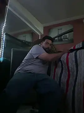 bigdickgio6923 online show from February 22, 2026, 9:35 pm