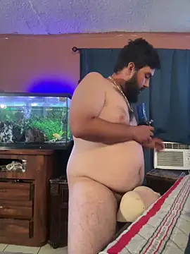 bigdickgio6923 online show from June 13, 2026, 1:58 am