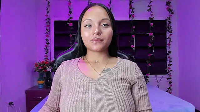 sweelanna   online show from December 2, 2025, 1:44 am