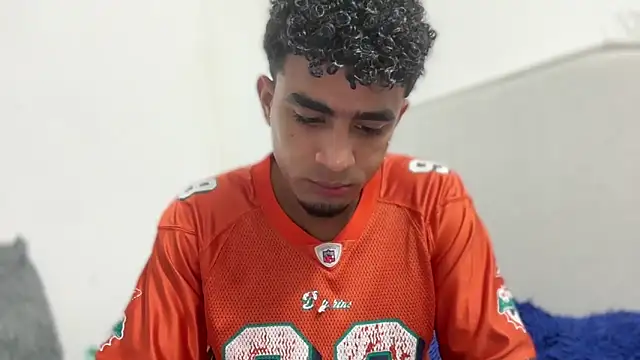 dominic brandd23 online show from September 13, 2025, 10:31 pm