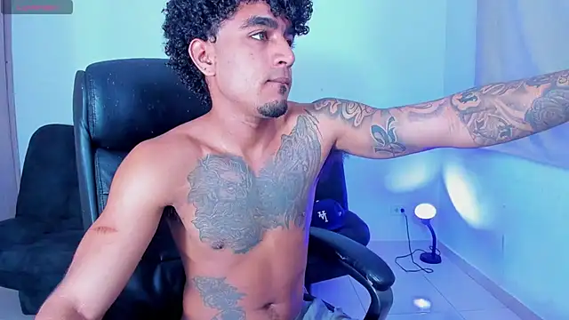 Snapshot of dominic_brandd23 chatting on June 13, 2026, 3:48 am dominic brandd23 online show from June 13, 2026, 3:48 am