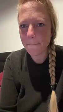 MoniqueLaFee online show from July 29, 2026, 4:32 am
