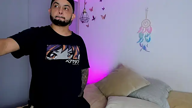 Snapshot of Chloe_Johnson_ chatting on November 2, 2025, 5:54 am Chloe Johnson online show from November 2, 2025, 5:54 am