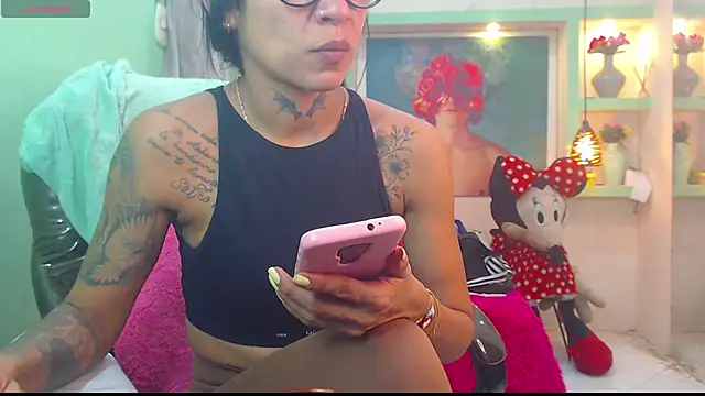Snapshot of lorenapinto chatting on June 13, 2026, 3:15 am lorenapinto online show from June 13, 2026, 3:15 am