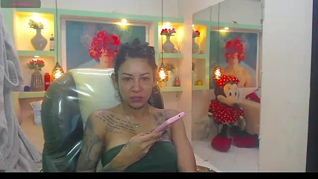 Snapshot of lorenapinto chatting on June 24, 2026, 7:57 pm lorenapinto online show from June 24, 2026, 7:57 pm
