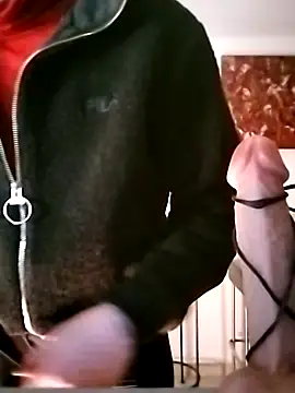 Snapshot of freyamoret chatting on December 28, 2024, 5:46 pm freyamoret online show from December 28, 2024, 5:46 pm