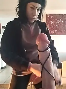 Snapshot of freyamoret chatting on January 7, 2025, 8:24 am freyamoret online show from January 7, 2025, 8:24 am