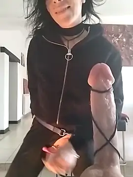 Snapshot of freyamoret chatting on January 8, 2025, 9:32 am freyamoret online show from January 8, 2025, 9:32 am