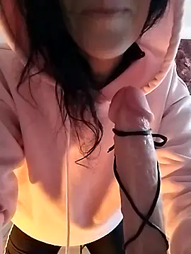 Snapshot of freyamoret chatting on January 26, 2025, 7:32 am freyamoret online show from January 26, 2025, 7:32 am