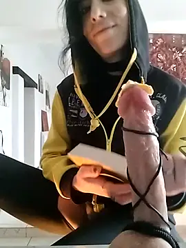 Snapshot of freyamoret chatting on February 11, 2025, 11:54 am freyamoret online show from February 11, 2025, 11:54 am