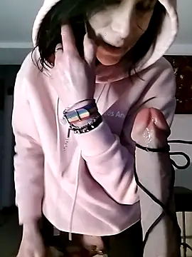 Snapshot of freyamoret chatting on March 1, 2025, 5:42 am freyamoret online show from March 1, 2025, 5:42 am