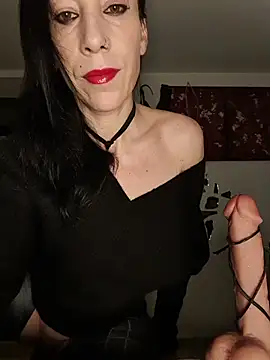 freyamoret online show from April 27, 2026, 2:20 am