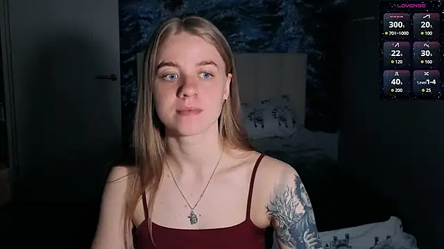 Snapshot of candy_maggie chatting on May 4, 2026, 6:48 pm candy maggie online show from May 4, 2026, 6:48 pm