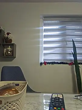 Snapshot of KristenVega chatting on November 28, 2025, 12:30 pm KristenVega online show from November 28, 2025, 12:30 pm