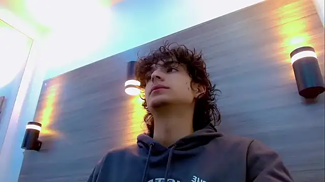 Sr BonnyEthan online show from March 14, 2026, 12:54 pm