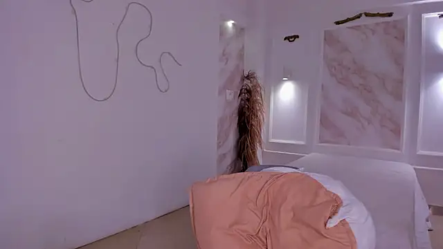 NastassjaCandy online show from October 28, 2025, 6:54 pm