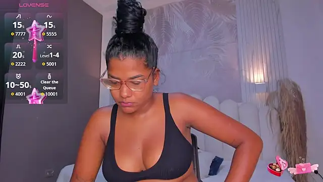 NastassjaCandy online show from April 22, 2026, 7:15 pm