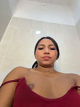Snapshot of Barbiebrunette_ chatting on July 17, 2026, 4:30 am Barbiebrunette online show from July 17, 2026, 4:30 am