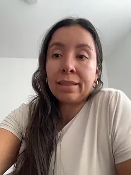 Snapshot of emely_sexx20 chatting on June 9, 2026, 2:50 pm emely sexx20 online show from June 9, 2026, 2:50 pm