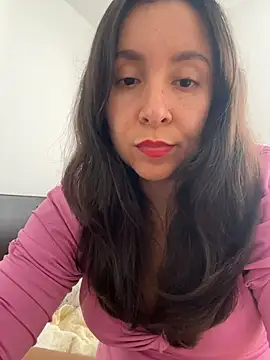 emely sexx20 online show from July 10, 2026, 9:50 pm