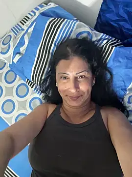 Snapshot of Angelicvill chatting on December 16, 2025, 11:04 am Angelicvill online show from December 16, 2025, 11:04 am