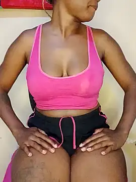 Snapshot of Mayah19 chatting on March 6, 2025, 1:46 pm Mayah19 online show from March 6, 2025, 1:46 pm