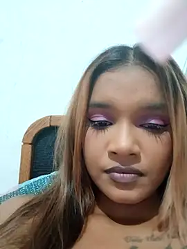 Indianqueen03 online show from March 19, 2025, 6:23 pm