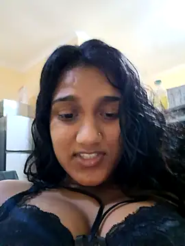 Indianqueen03 online show from October 23, 2025, 7:12 pm