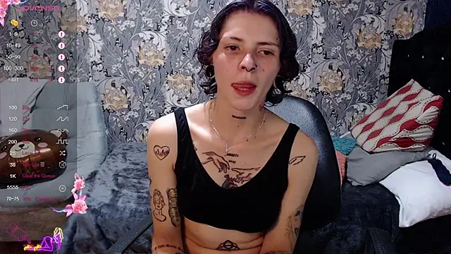 Snapshot of pretty_cristal69 chatting on May 10, 2026, 12:49 am pretty cristal69 online show from May 10, 2026, 12:49 am