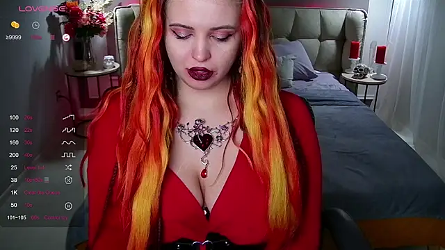 Snapshot of Miss_Maya_Mils chatting on February 2, 2025, 7:09 am Miss Maya Mils online show from February 2, 2025, 7:09 am