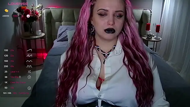 Snapshot of Miss_Maya_Mils chatting on February 9, 2025, 4:04 am Miss Maya Mils online show from February 9, 2025, 4:04 am