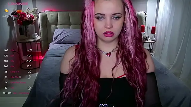 Snapshot of Miss_Maya_Mils chatting on February 13, 2025, 1:08 am Miss Maya Mils online show from February 13, 2025, 1:08 am