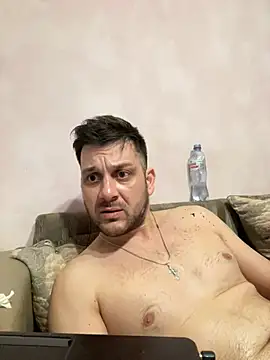 Snapshot of MaeltraJoy chatting on January 23, 2025, 5:24 am MaeltraJoy online show from January 23, 2025, 5:24 am