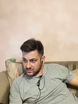 Snapshot of MaeltraJoy chatting on January 28, 2025, 5:46 pm MaeltraJoy online show from January 28, 2025, 5:46 pm