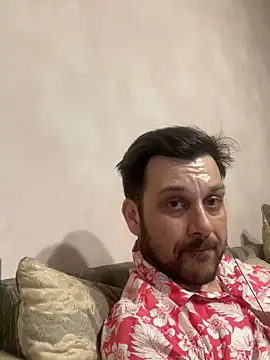 Snapshot of MaeltraJoy chatting on March 18, 2025, 6:26 pm MaeltraJoy online show from March 18, 2025, 6:26 pm