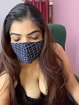 Snapshot of Fantastic_ruby chatting on December 11, 2024, 4:42 pm Fantastic ruby online show from December 11, 2024, 4:42 pm