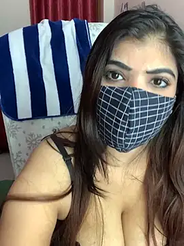 Snapshot of Fantastic_ruby chatting on February 25, 2025, 7:25 pm Fantastic ruby online show from February 25, 2025, 7:25 pm