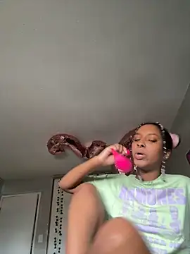 Your Paris online show from March 20, 2025, 11:56 pm