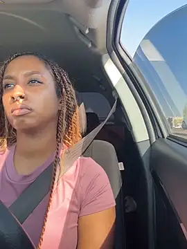 Your Paris online show from September 14, 2025, 5:23 pm