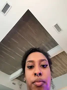 Your Paris online show from December 22, 2025, 5:43 pm