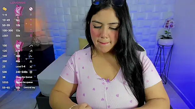 Snapshot of iris_torrez_ chatting on July 31, 2026, 1:54 pm iris torrez online show from July 31, 2026, 1:54 pm