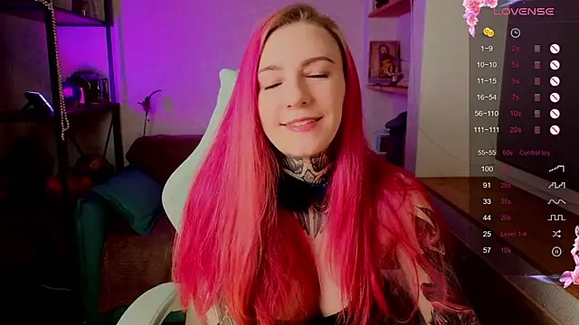 Snapshot of Roxy_____ chatting on November 27, 2025, 6:04 am Roxy online show from November 27, 2025, 6:04 am