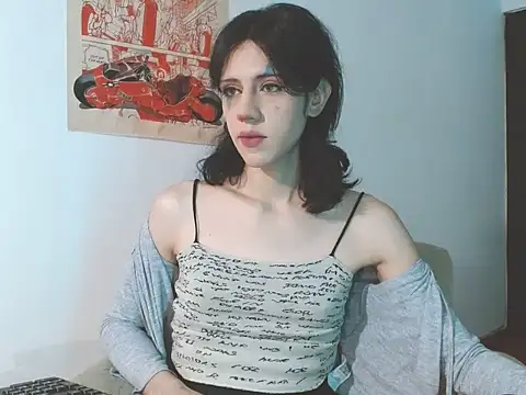 lucydreamm online show from June 25, 2026, 1:27 am