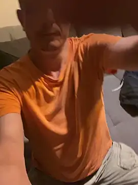 deskriptive online show from June 14, 2026, 1:14 am