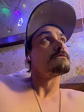 JustTylerr online show from June 2, 2026, 9:44 am