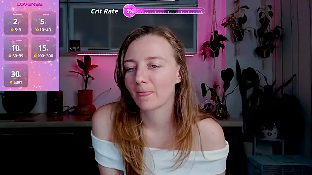 Snapshot of Elly_Helly chatting on November 20, 2025, 9:03 pm Elly Helly online show from November 20, 2025, 9:03 pm