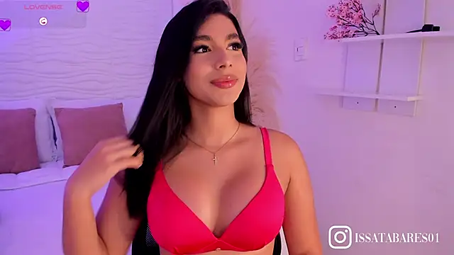 Snapshot of IsabelleFoxx_ chatting on June 3, 2026, 10:48 pm IsabelleFoxx online show from June 3, 2026, 10:48 pm